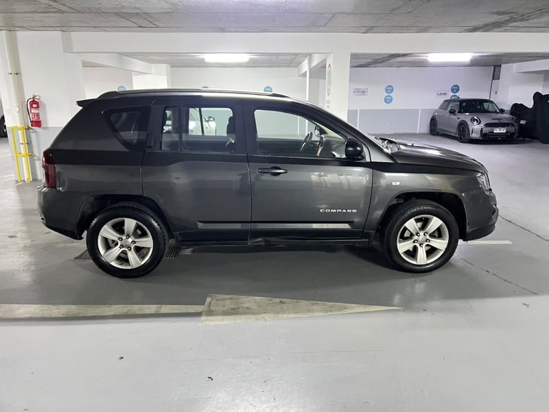 Jeep COMPASS LIMITED 2014 - Imagen 3 de 10