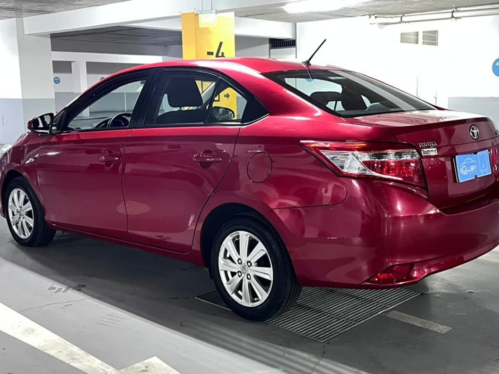Toyota YARIS YARIS 1.5 GLI 2018 - Foto 4 de 10