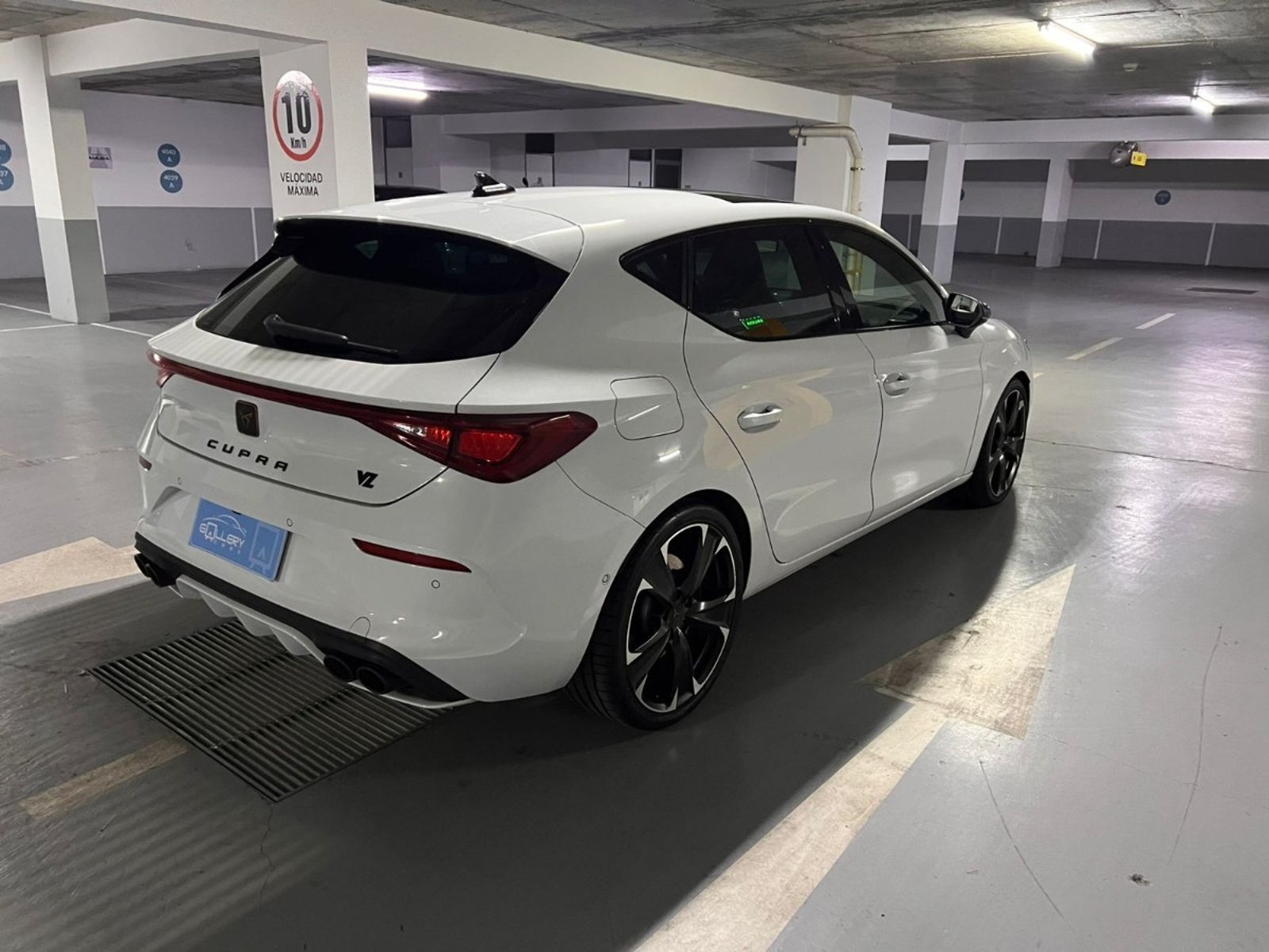 Cupra LEON 2.0T VZ 2024 - Imagen 7 de 10