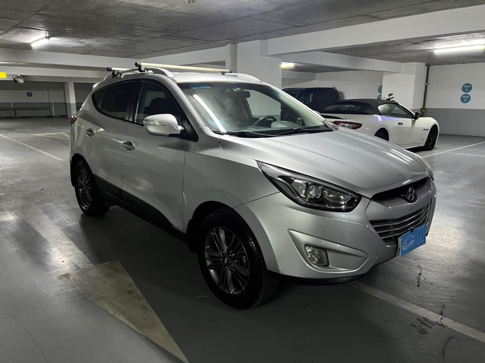Hyundai TUCSON GL 2.0 CRDI 2015 - Foto 2 de 10