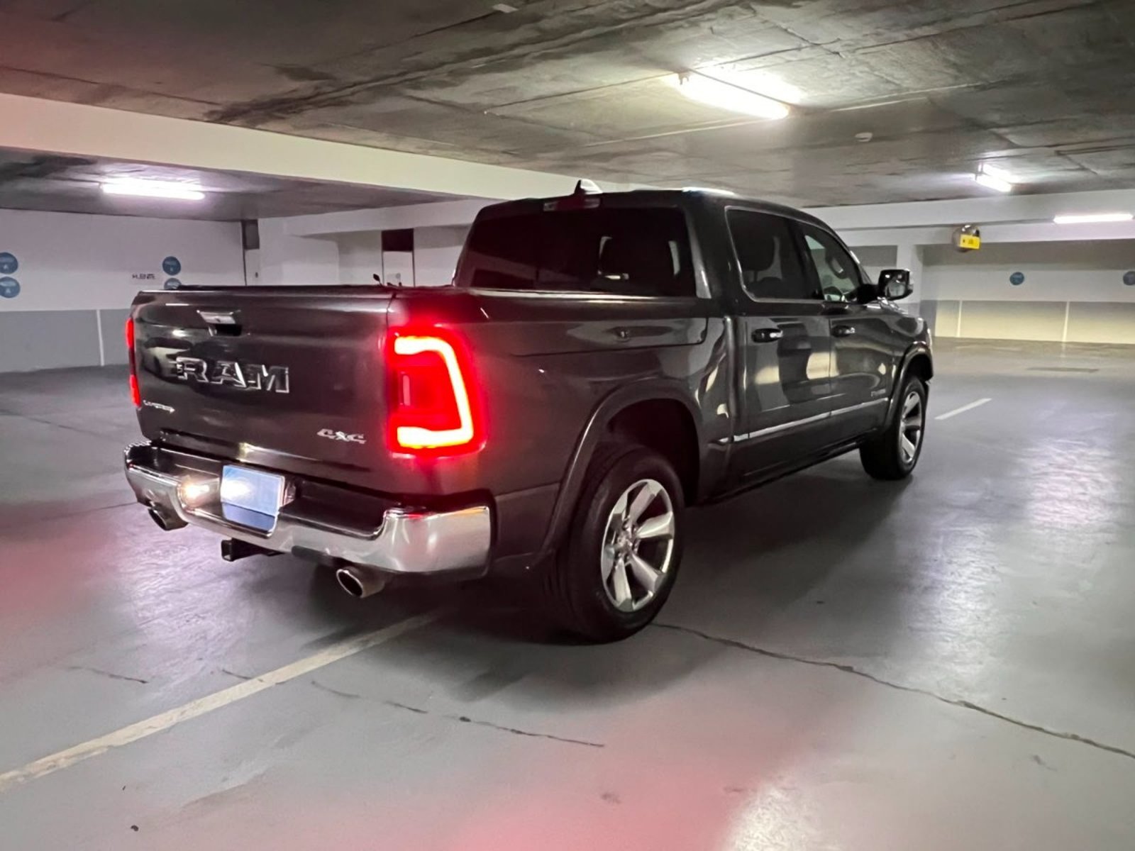 RAM 1500 LIMITED 2020 - Foto 5 de 10