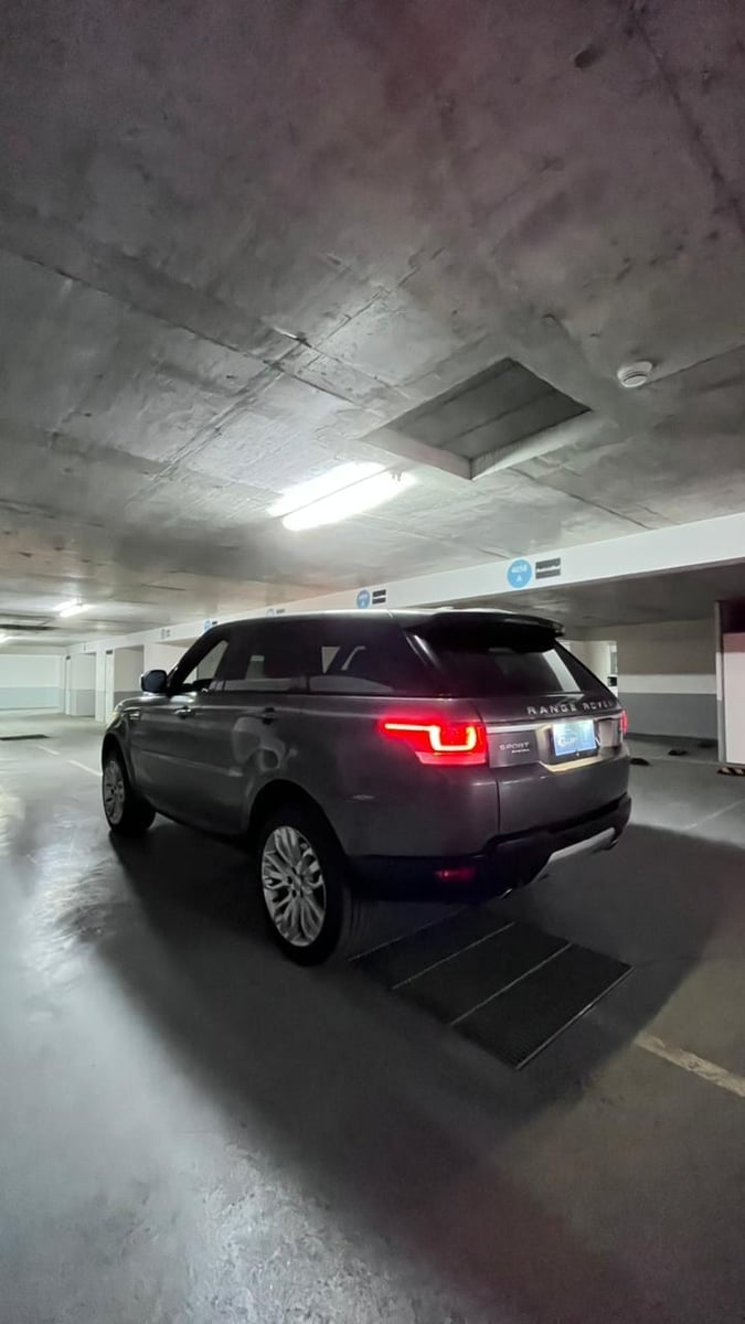 Land Rover SPORT HSE DIESEL 2017 - Imagen 5 de 10