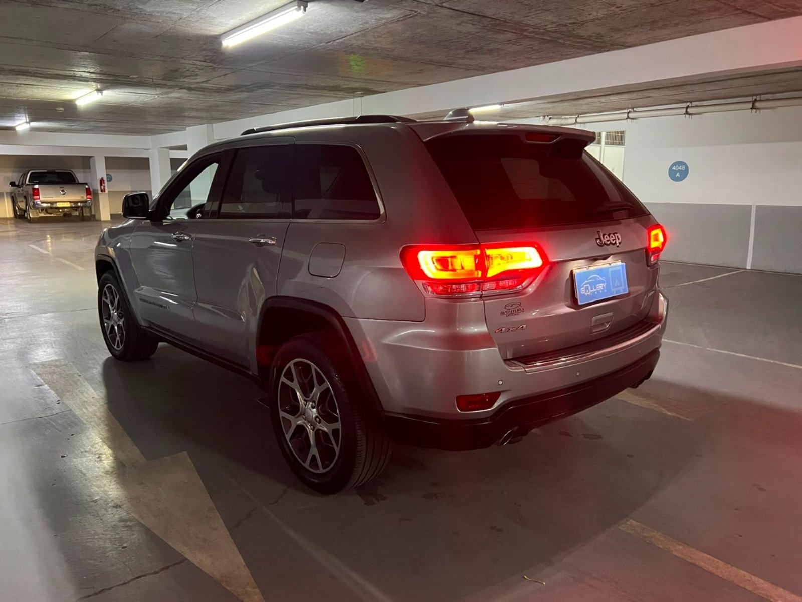Jeep GRAND CHEROKEE LIMITED 2020 - Imagen 6 de 10
