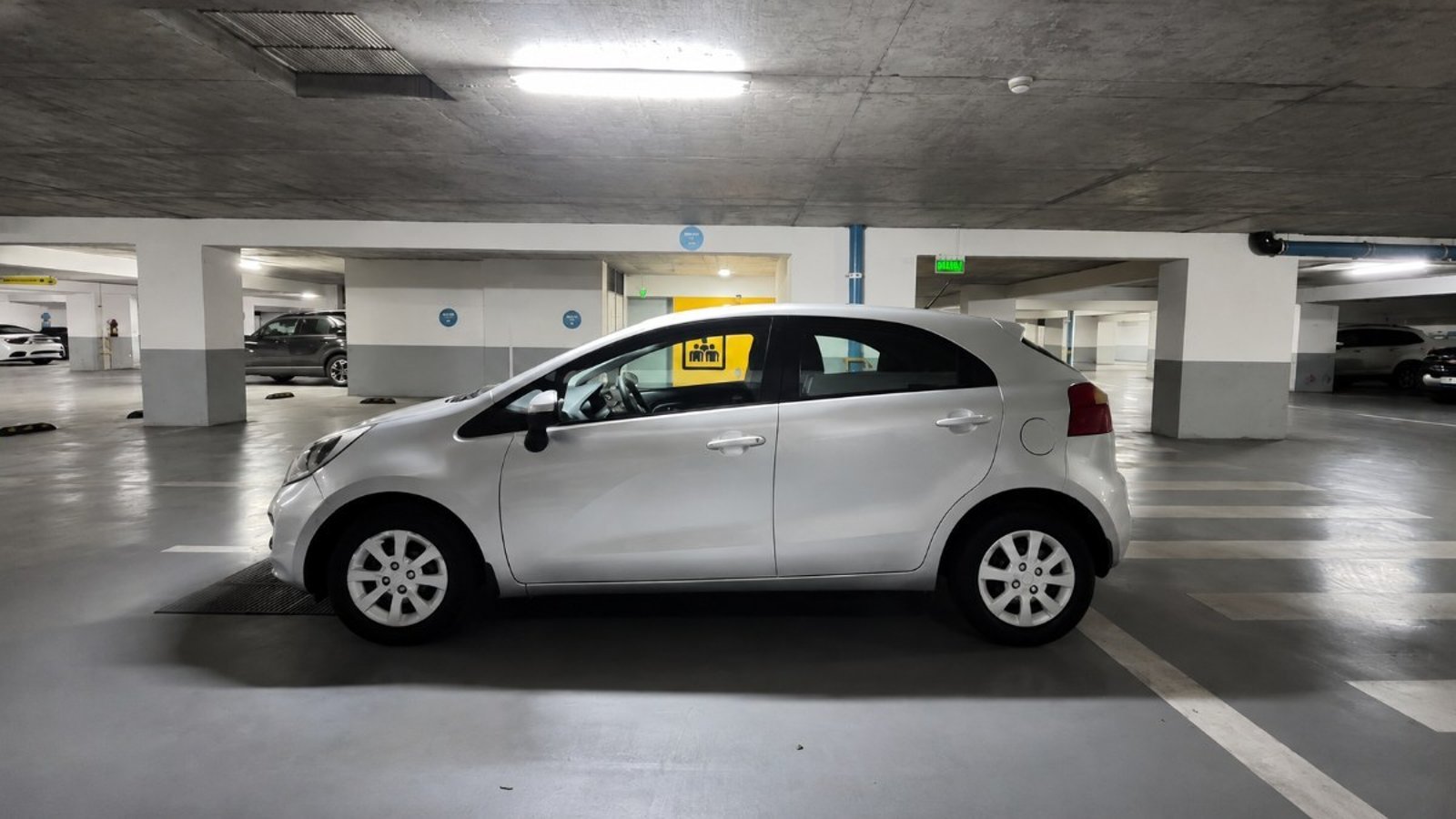 Kia RÍO 5 1.4 EX 4X2 AC DAB ABS 6MT 5P. 2015 - Imagen 3 de 10