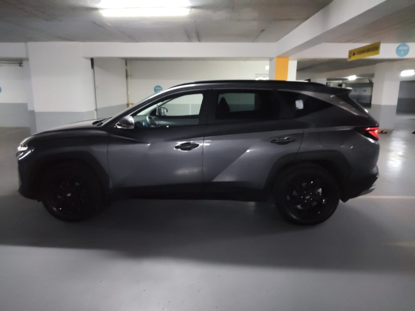 Hyundai TUCSON 2.0 6MT 2025 - Foto 4 de 10