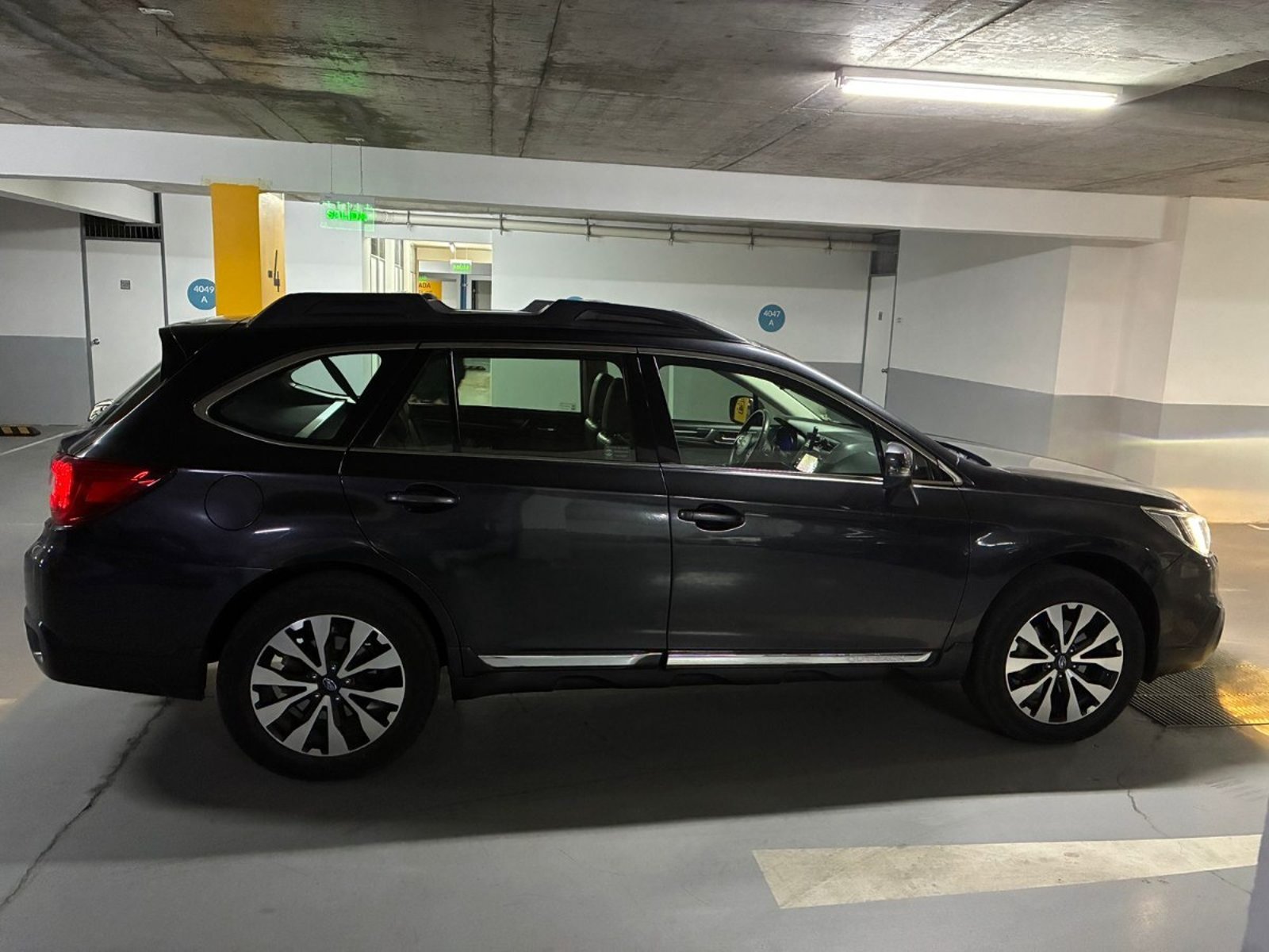 Subaru OUTBACK LIMITED 2017 - Imagen 4 de 10