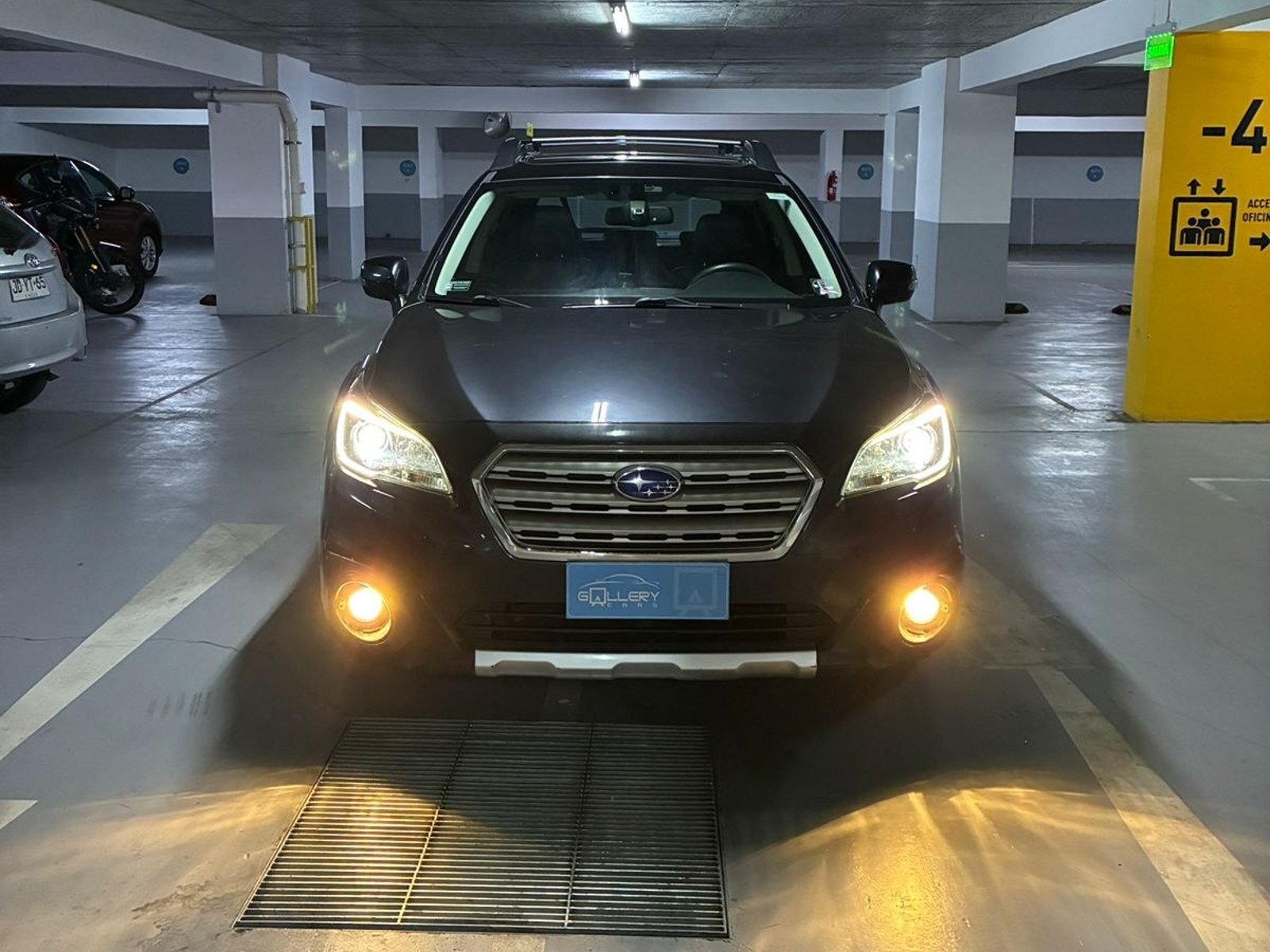 Subaru OUTBACK LIMITED 2017 - Foto 2 de 10