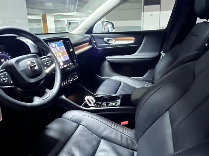 Volvo XC40 B4 Plus 2.0 AUT 2023 - Imagen 8 de 10