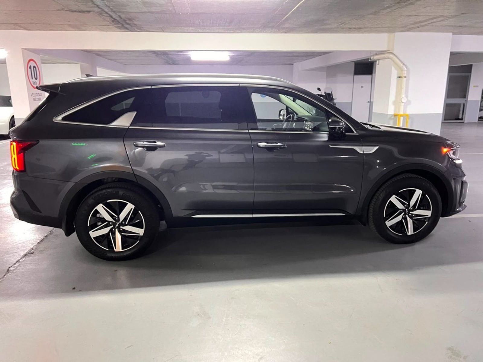 Kia SORENTO 2.5 GSL 2024 - Foto 4 de 10