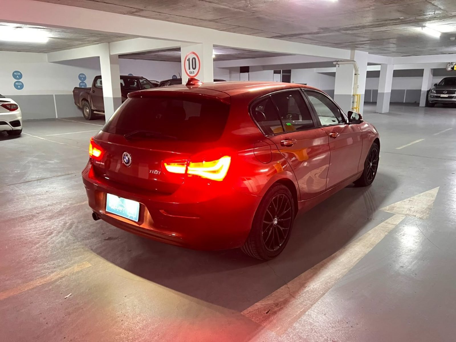 BMW 118I 118i Sport 2018 - Imagen 7 de 10