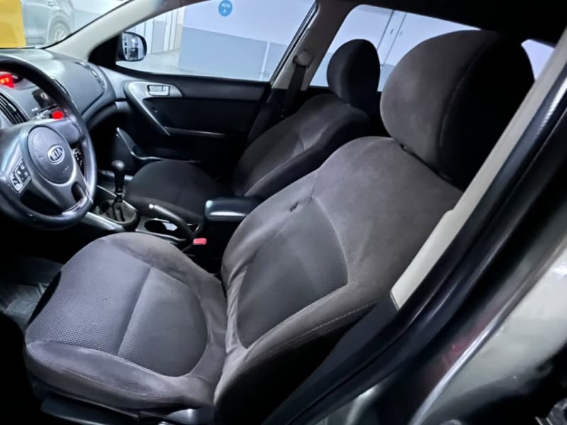 Kia CERATO 5 SX 1.6 2011 - Imagen 9 de 10