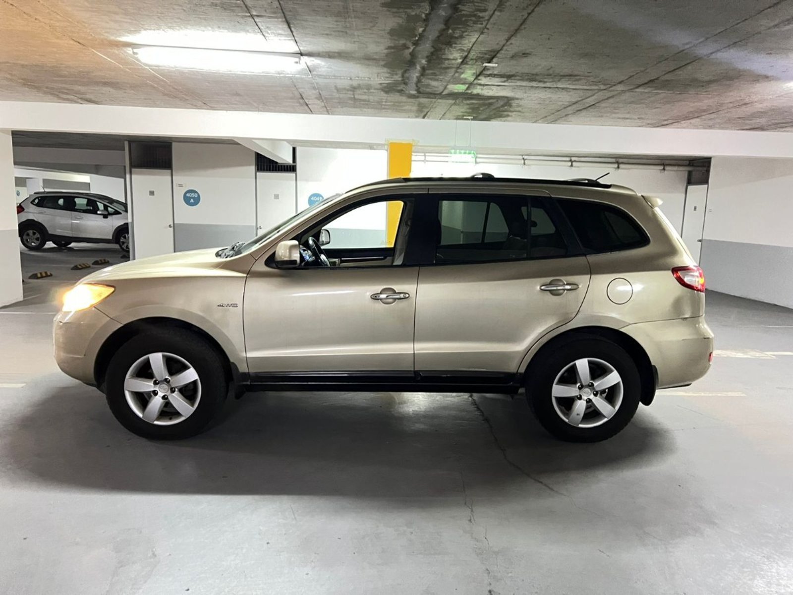 Hyundai SANTA FE 2.7 4X4 FULL 2008 - Foto 2 de 10