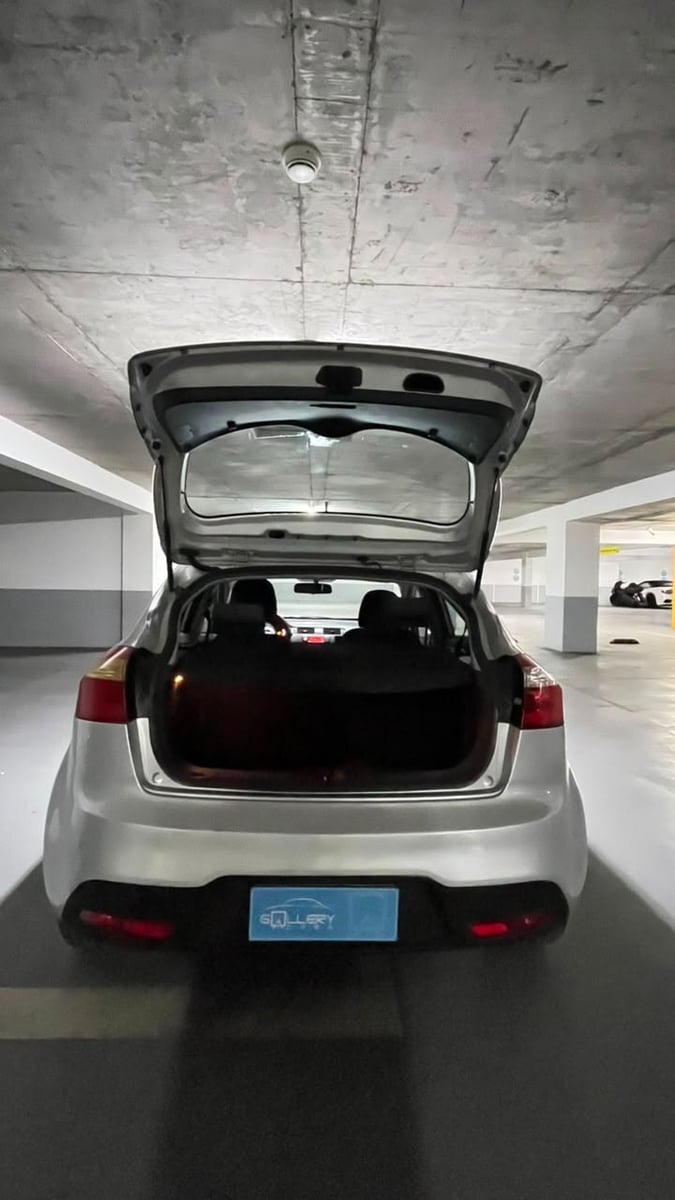 Kia RÍO 5 1.4 EX 4X2 AC DAB ABS 6MT 5P. 2015 - Imagen 9 de 10