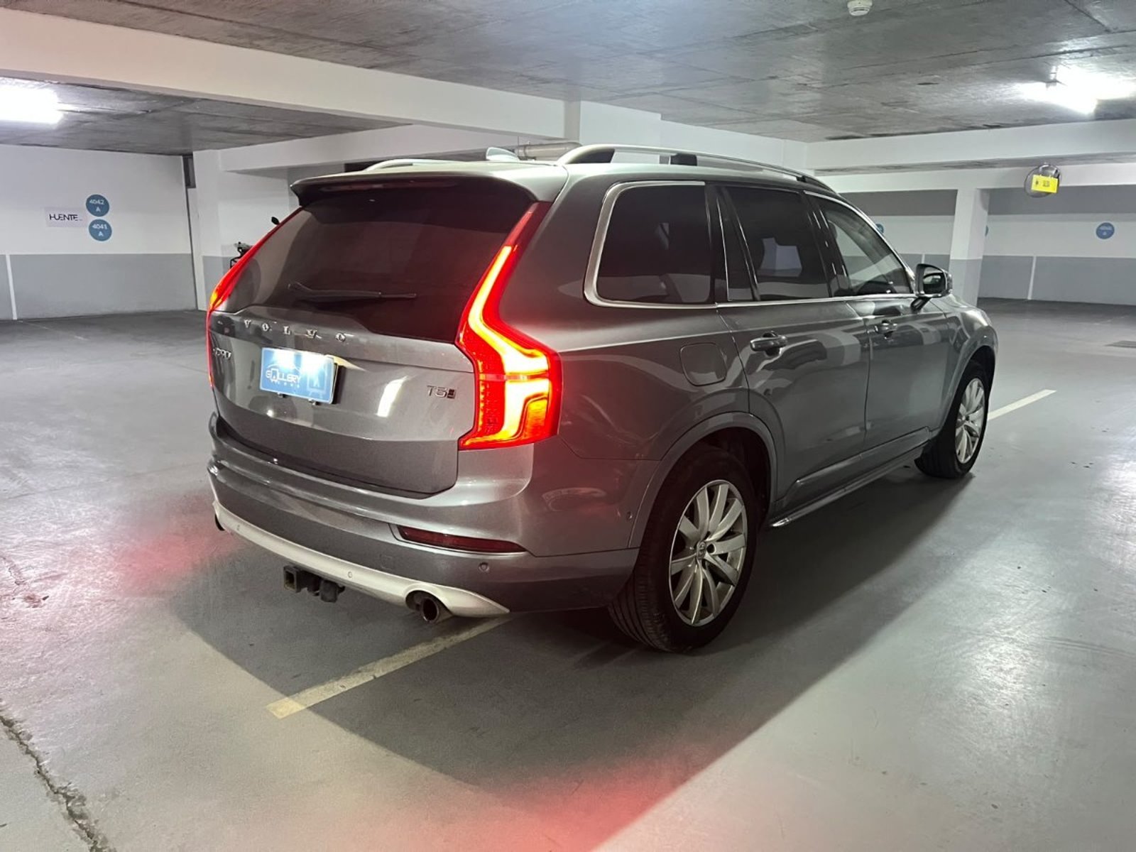 Volvo XC90 T5 2.0 BLINDADO 2017 - Foto 5 de 10