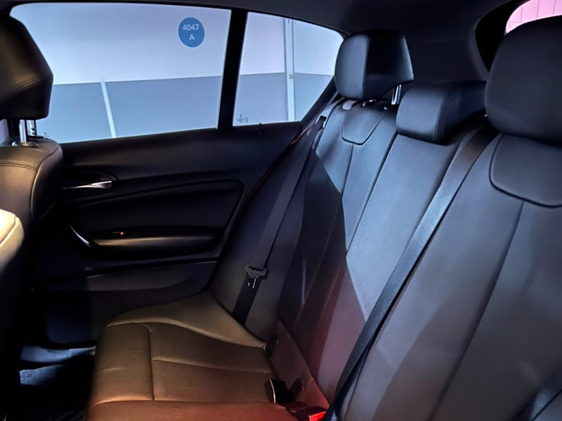 BMW 118I 118i Sport 2018 - Imagen 9 de 10
