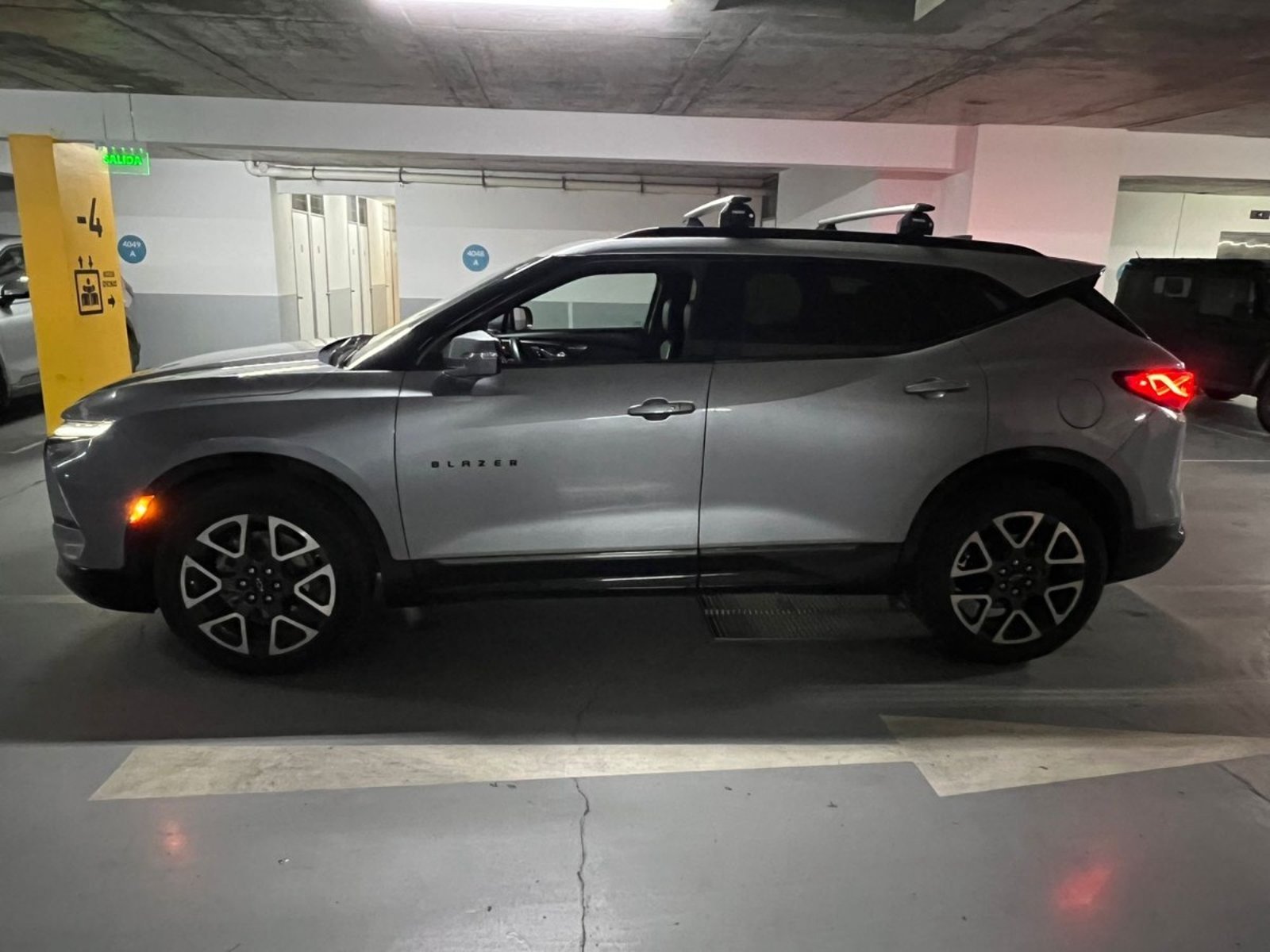 Chevrolet BLAZER RS 2023 - Foto 3 de 10