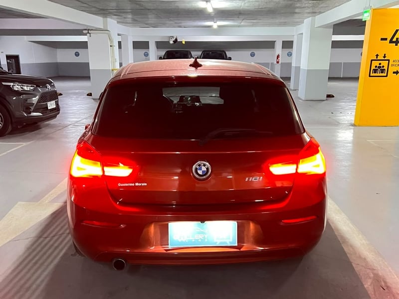 BMW 118I 118i Sport 2018 - Imagen 6 de 10