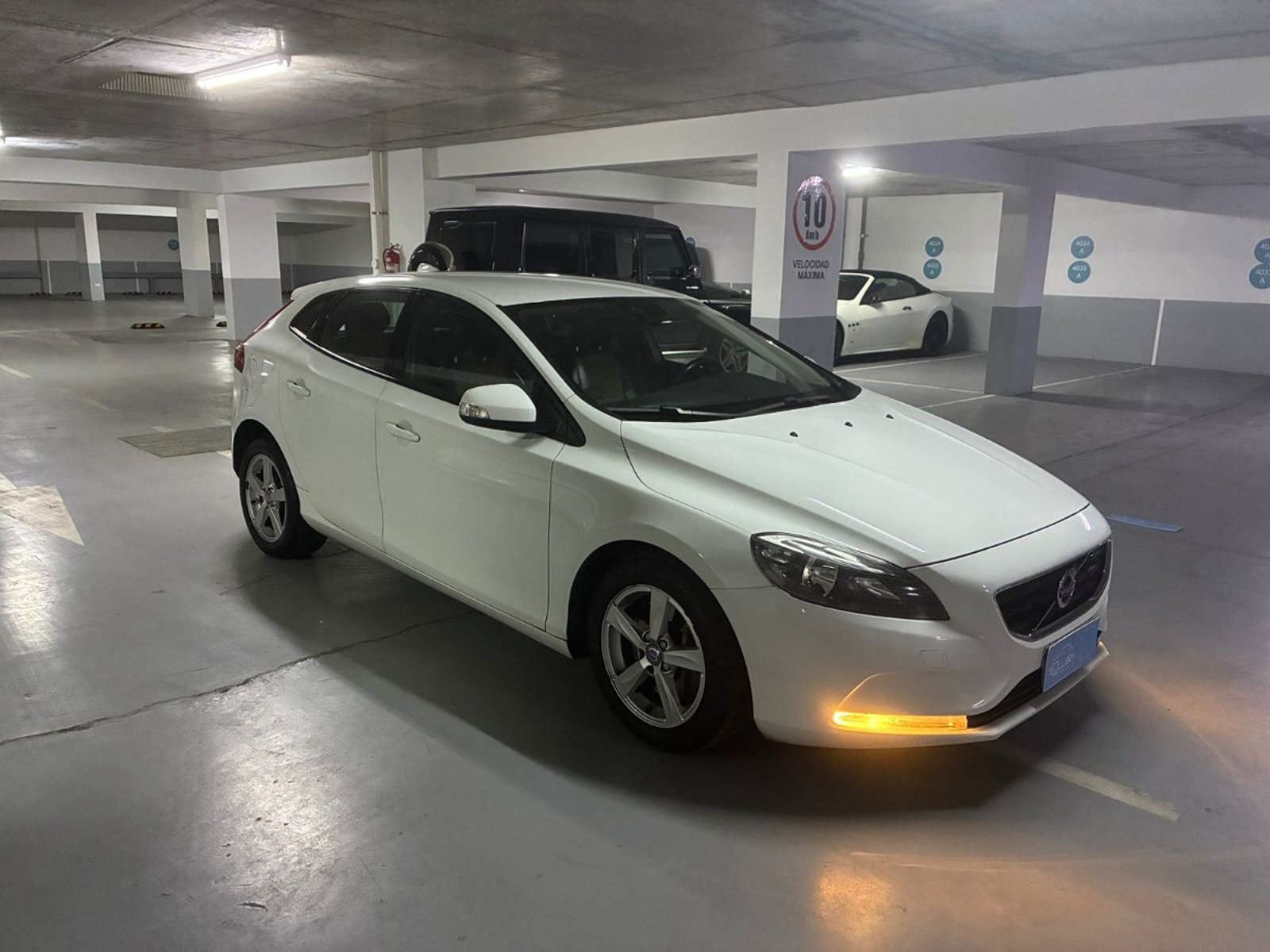 Volvo V40 1.6 Turbo , 2016 - Foto 3 de 10