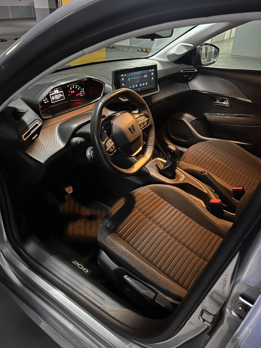 Peugeot 208 1.2 ACTIVE 2024 - Imagen 9 de 9
