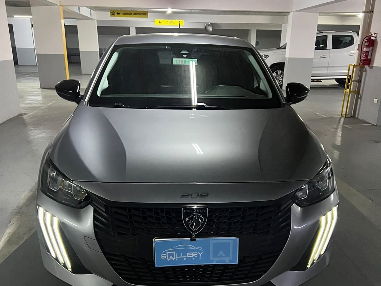 Peugeot 208 1.2 ACTIVE 2024 - Foto 3 de 9