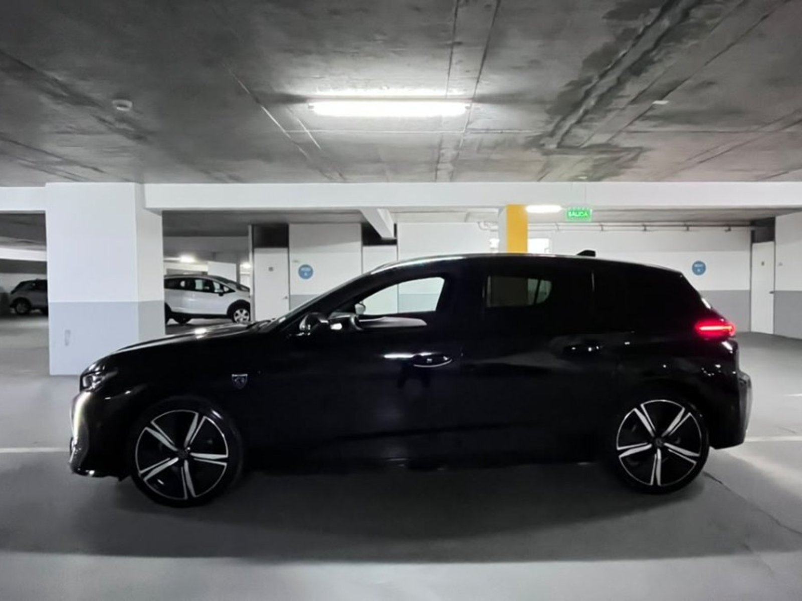 Peugeot 308 308 GT 1.2 2025 - Foto 5 de 9