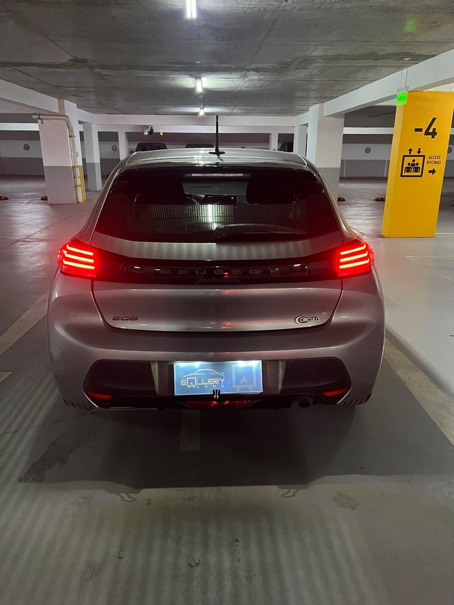 Peugeot 208 1.2 ACTIVE 2024 - Imagen 6 de 9