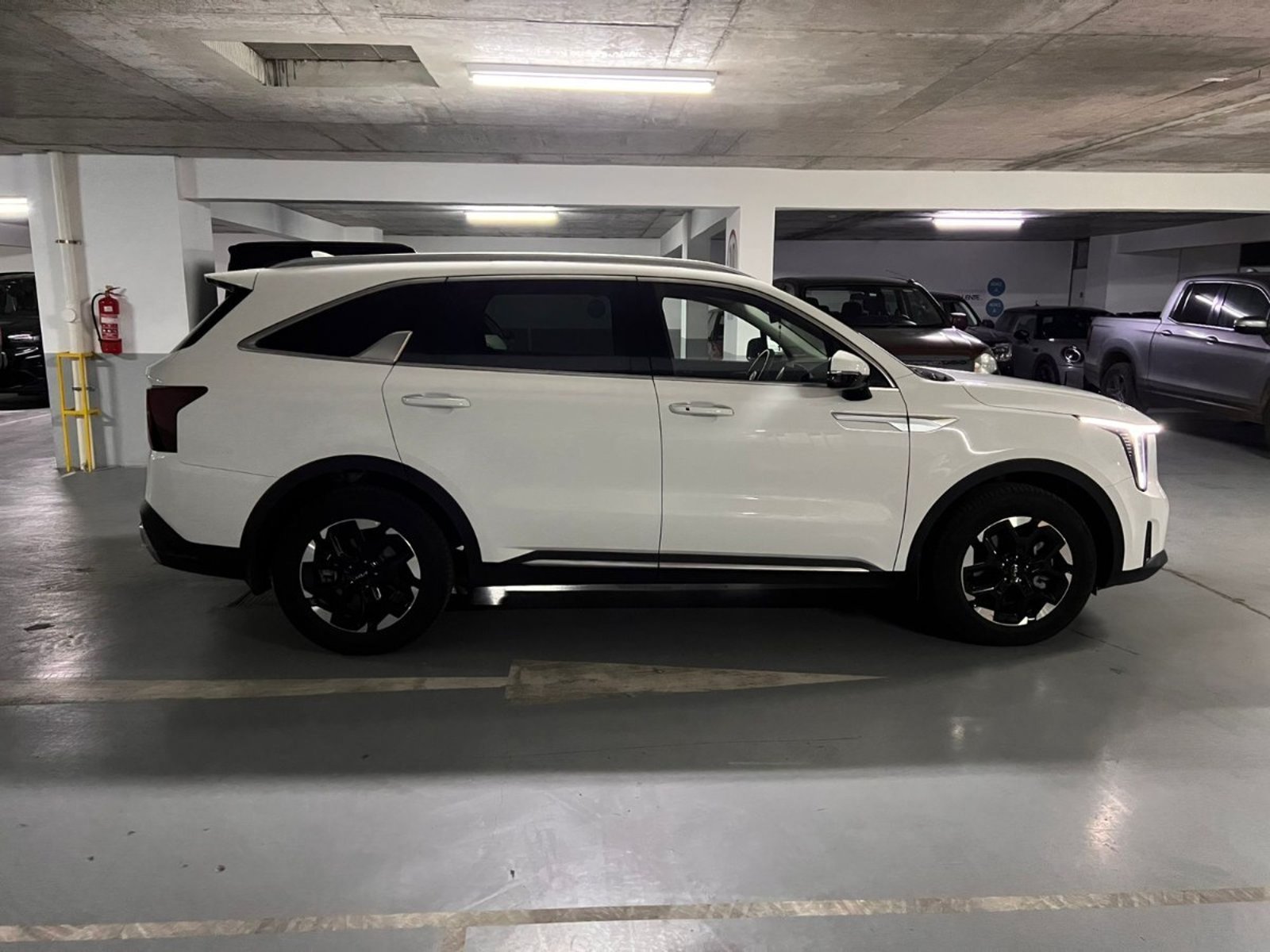 KIA SORENTO EX 2.2 4X4 2025 - Foto 3 de 10