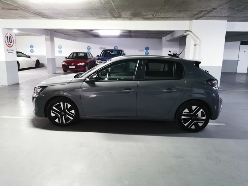 Peugeot 208 1.2 ACTIVE 2024 - Imagen 9 de 10