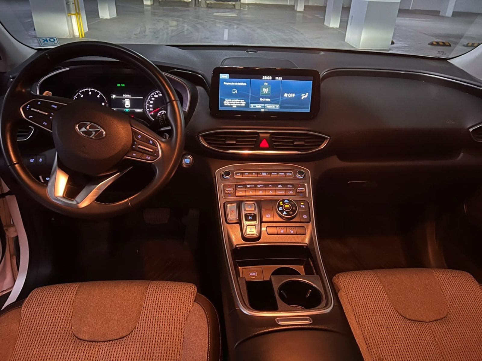 Hyundai SANTA FE 2.2 DIESEL AUTOMATICA 4x4 2024 - Imagen 10 de 10