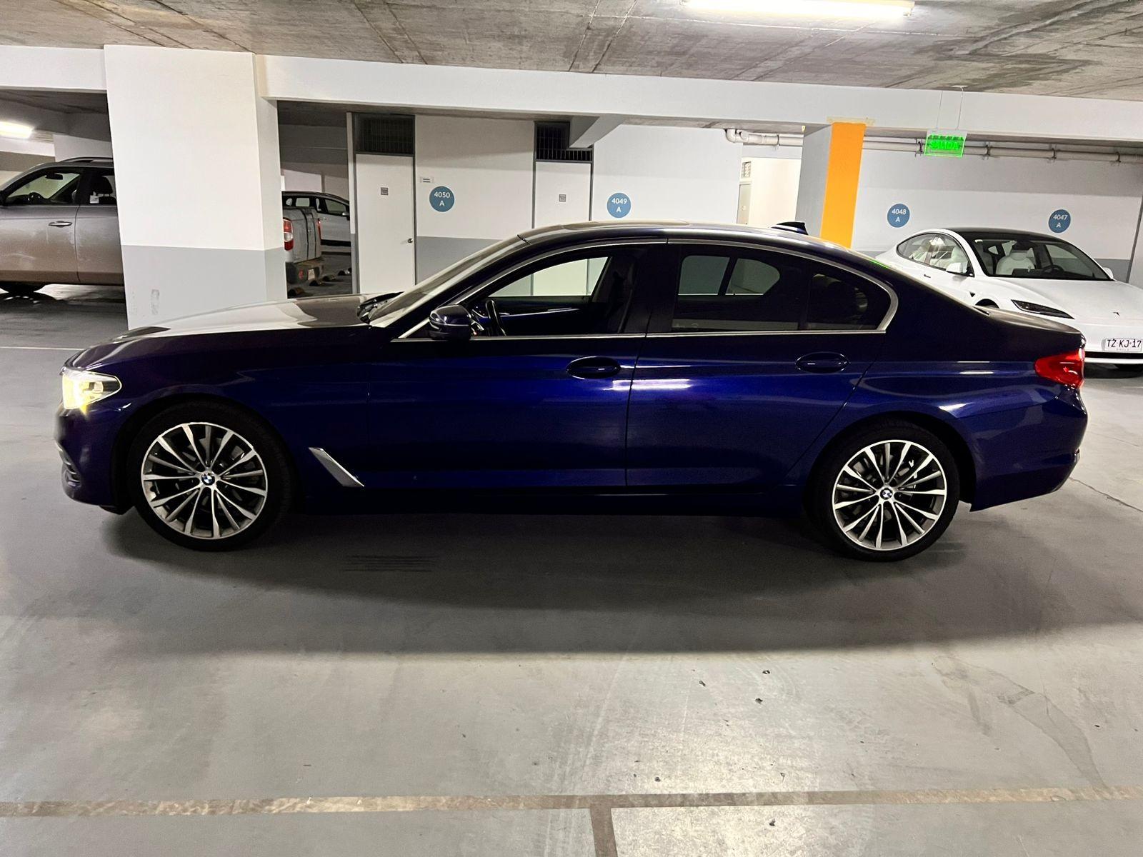 BMW 520D LUXURY 2021 - Foto 3 de 9