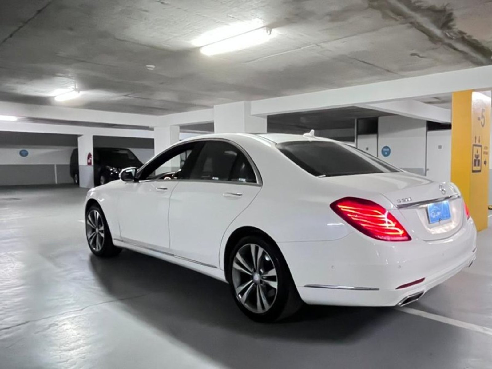Mercedes-Benz S500 4.4 V8 2014 - Foto 5 de 10