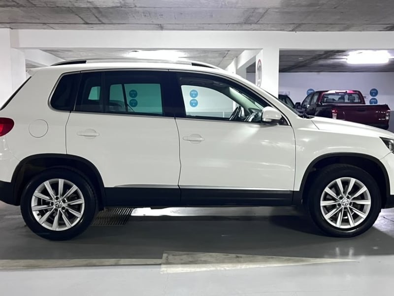 Volkswagen TIGUAN 2.0T HIGHLINE 4MOTION 2013 - Imagen 8 de 10