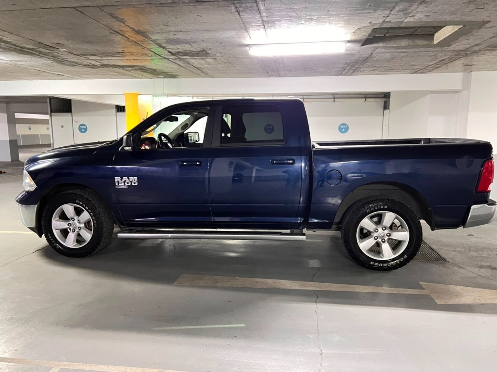 RAM 1500 SLT CLASSIC 2021 - Imagen 3 de 10