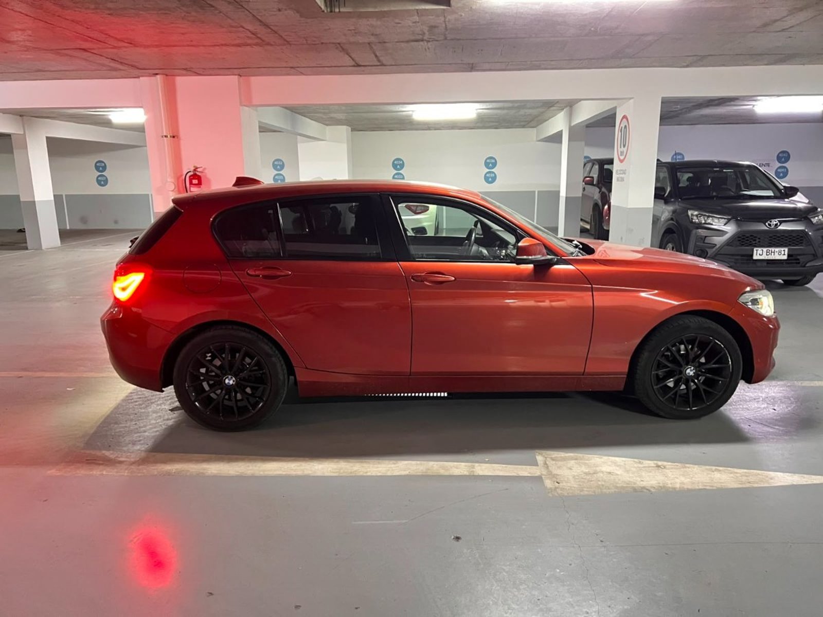 BMW 118I 118i Sport 2018 - Imagen 3 de 10