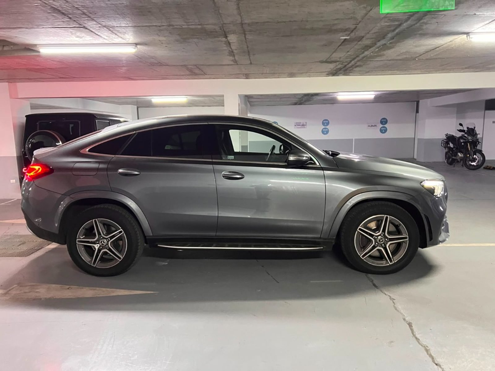 MERCEDES-BENZ GLE 400D AMG diesel 2022 - Imagen 9 de 10