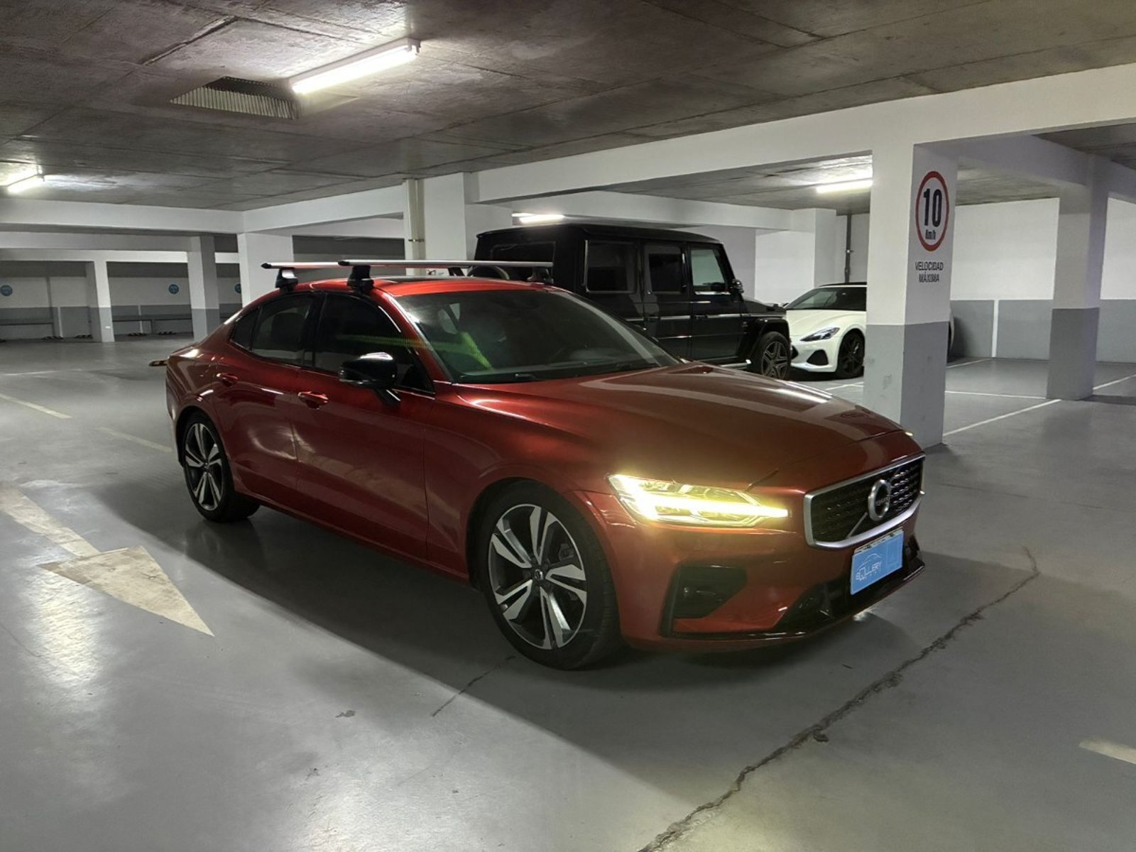 Volvo S60 R-DESIGN 2021 - Imagen 3 de 10