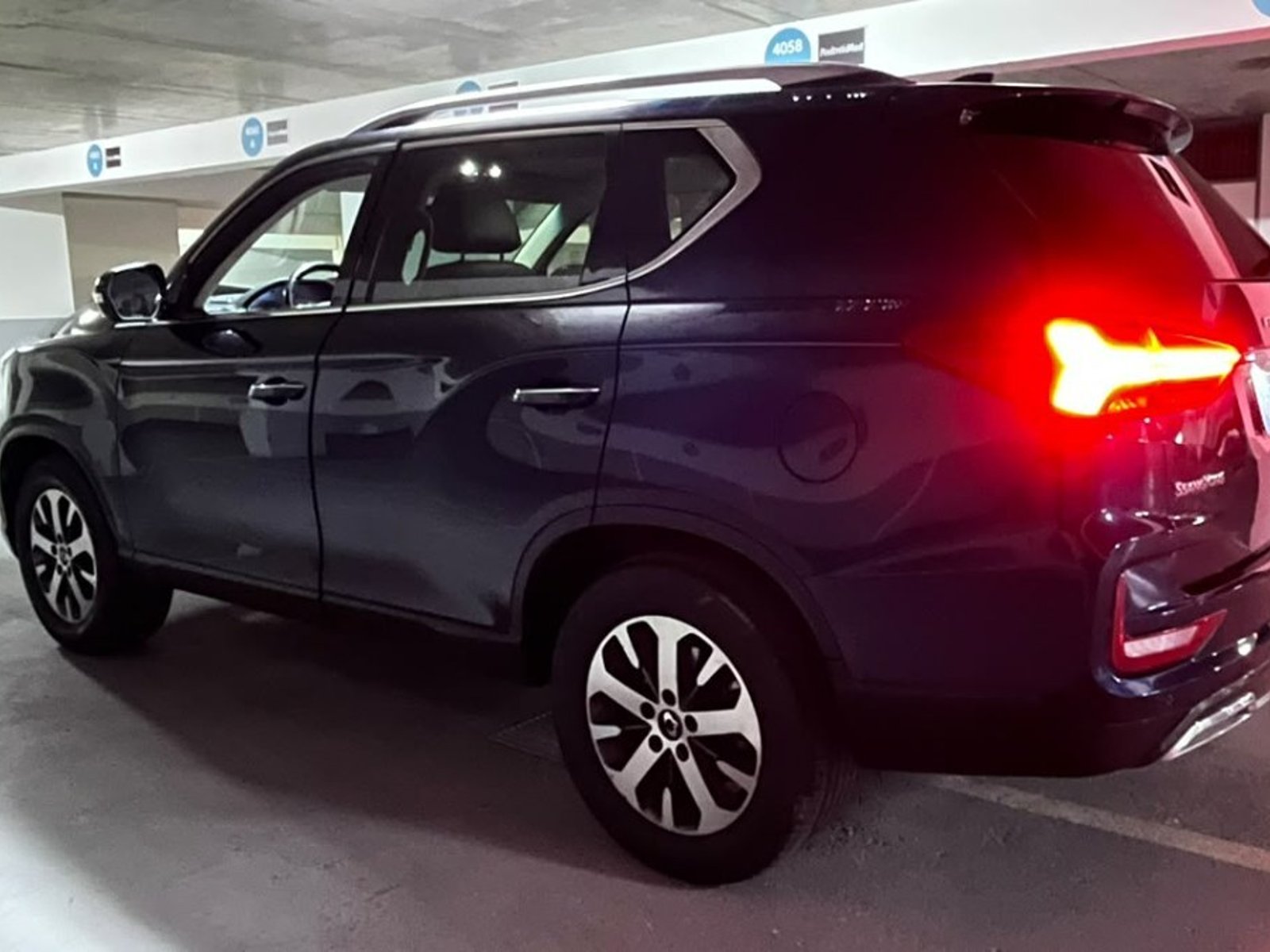 SsangYong REXTON LIMITED 2.2T 2021 - Foto 4 de 10