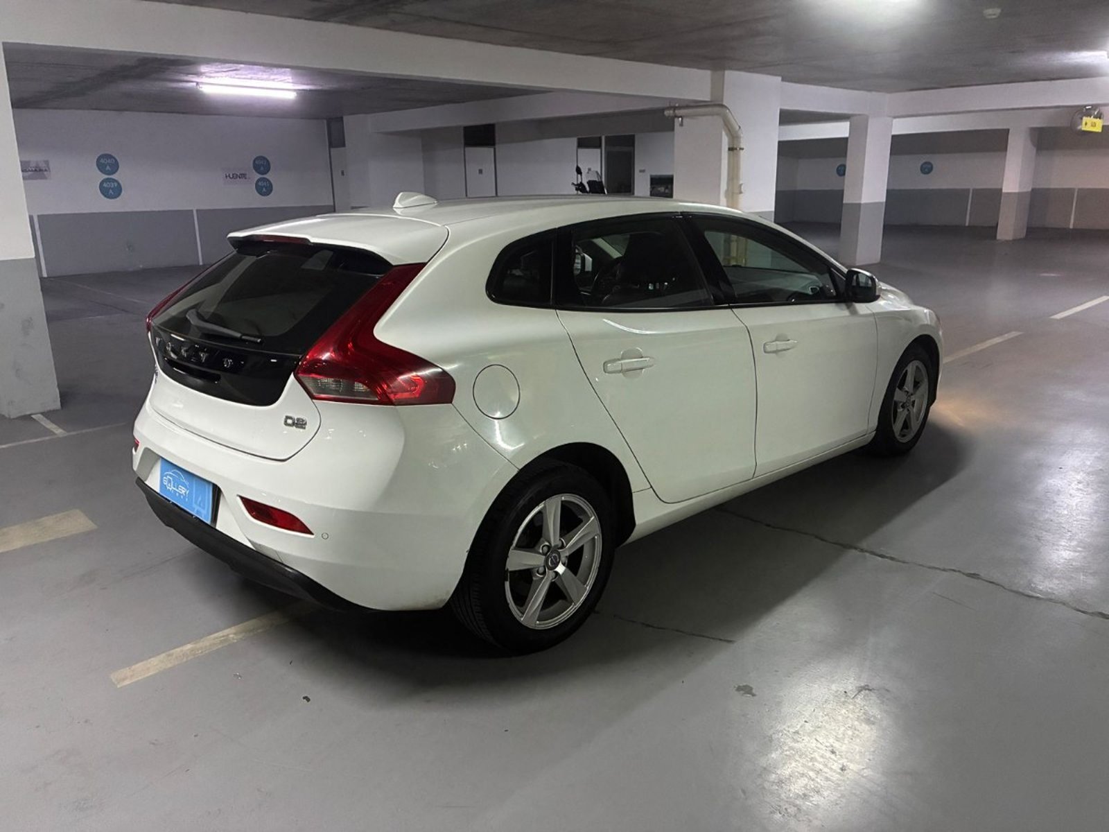 Volvo V40 1.6 Turbo , 2016 - Imagen 8 de 10