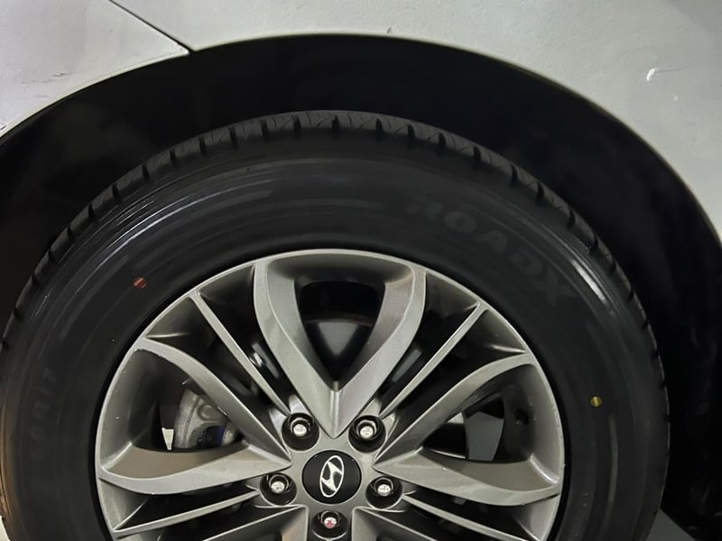 Hyundai TUCSON GL 2.0 CRDI 2015 - Imagen 10 de 10