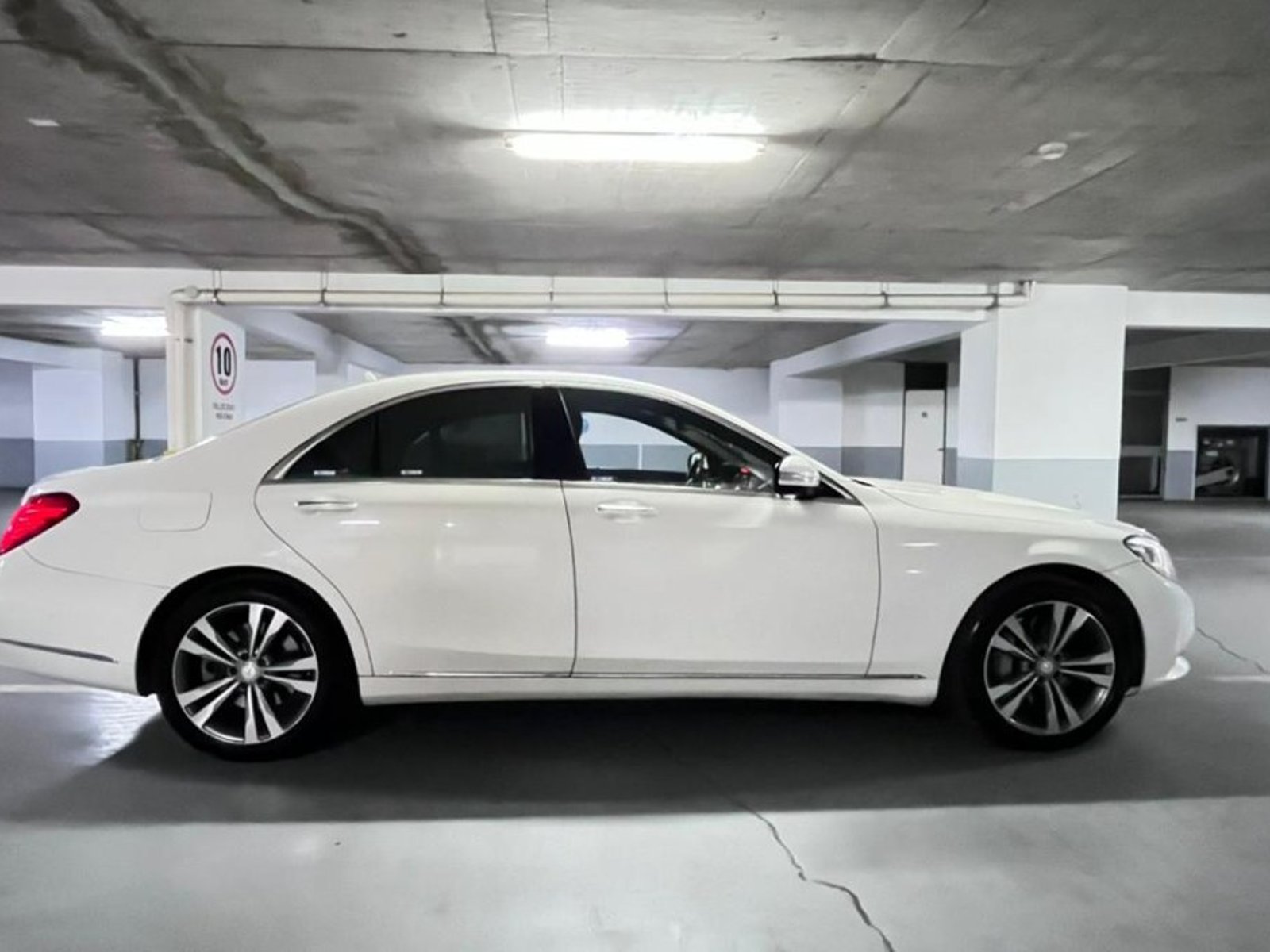 Mercedes-Benz S500 4.4 V8 2014 - Foto 4 de 10