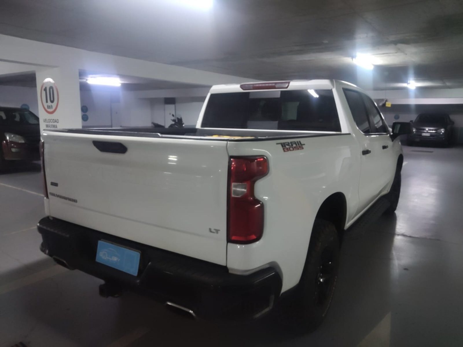 Chevrolet SILVERADO TRAIL BOSS Z71 2020 - Imagen 8 de 9