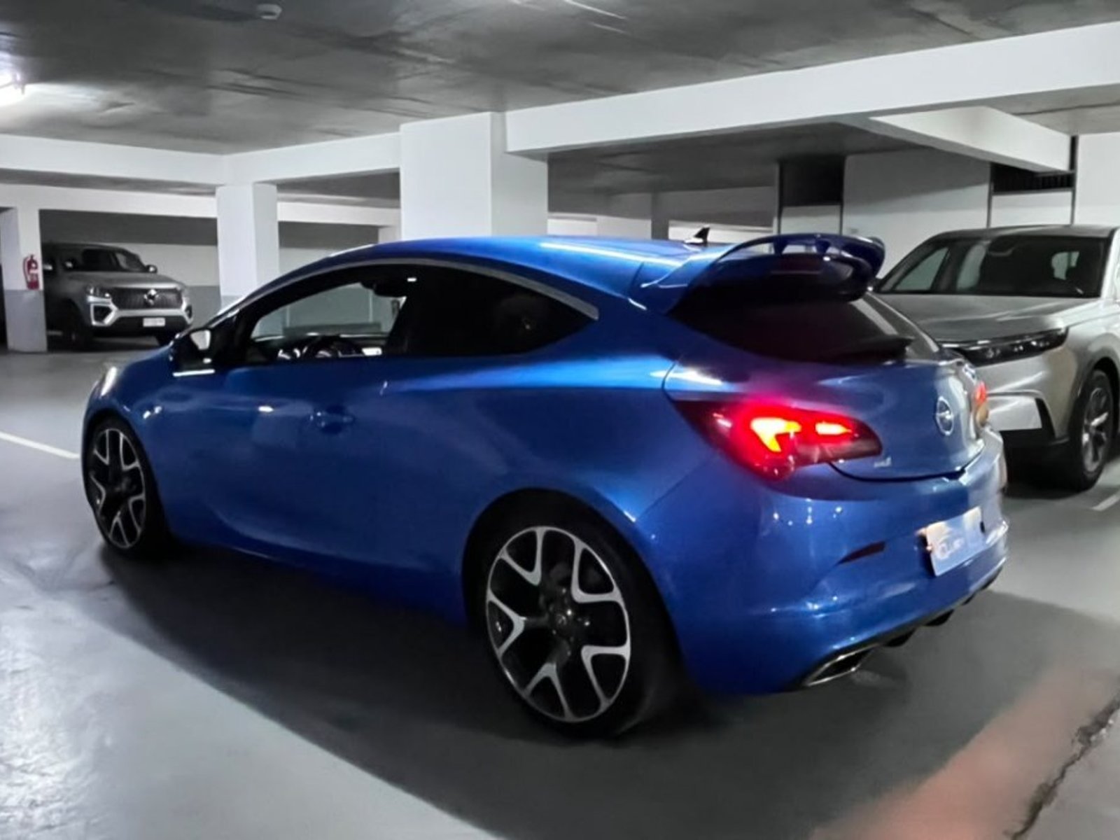 Opel ASTRA OPC 2.0 TURBO 2013 - Foto 4 de 10