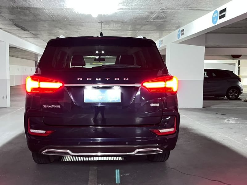 SsangYong REXTON LIMITED 2.2T 2021 - Imagen 6 de 10