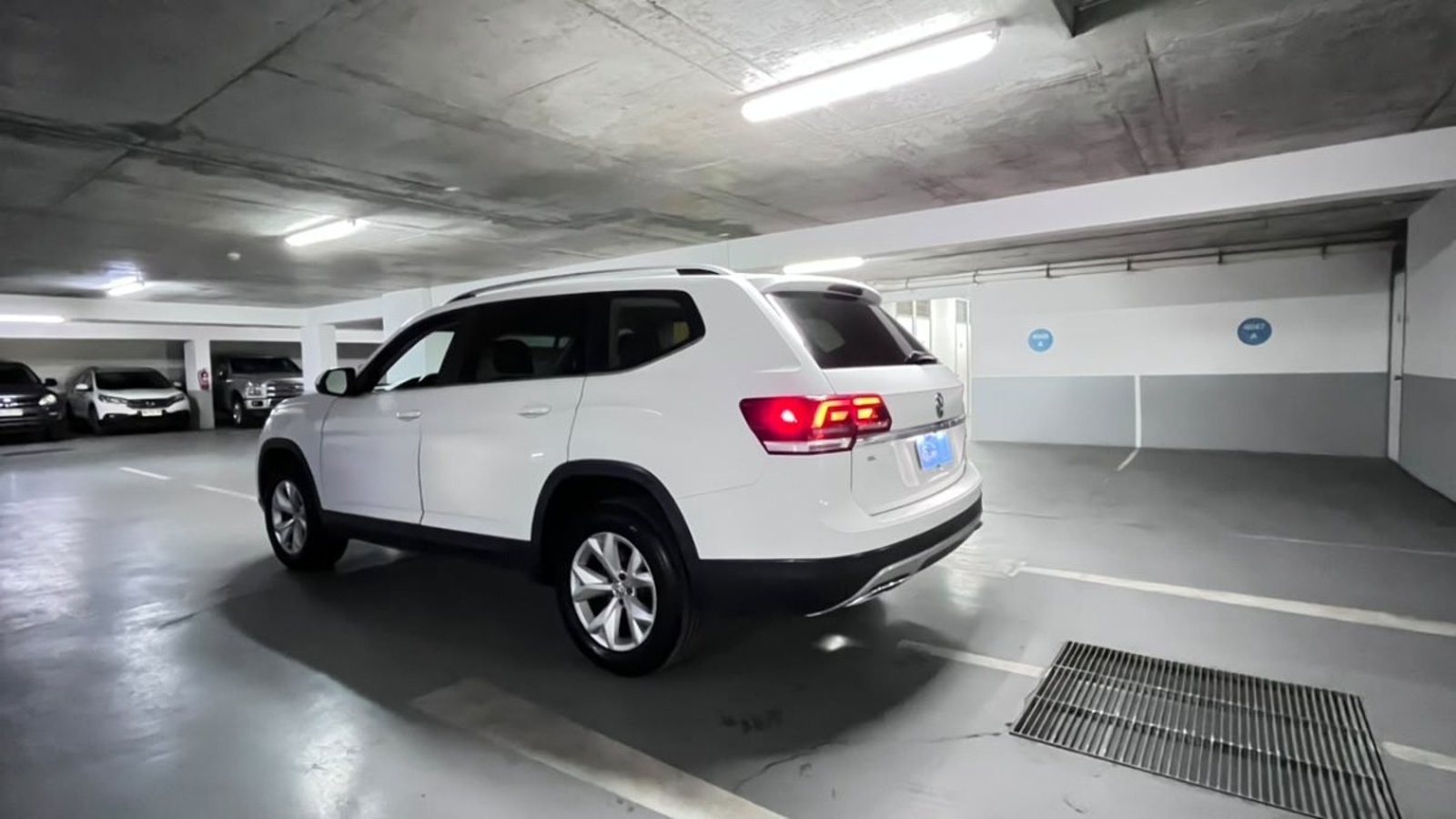 Volkswagen ATLAS 3.6 V6 4MOTION 4X4 2018 - Imagen 4 de 10