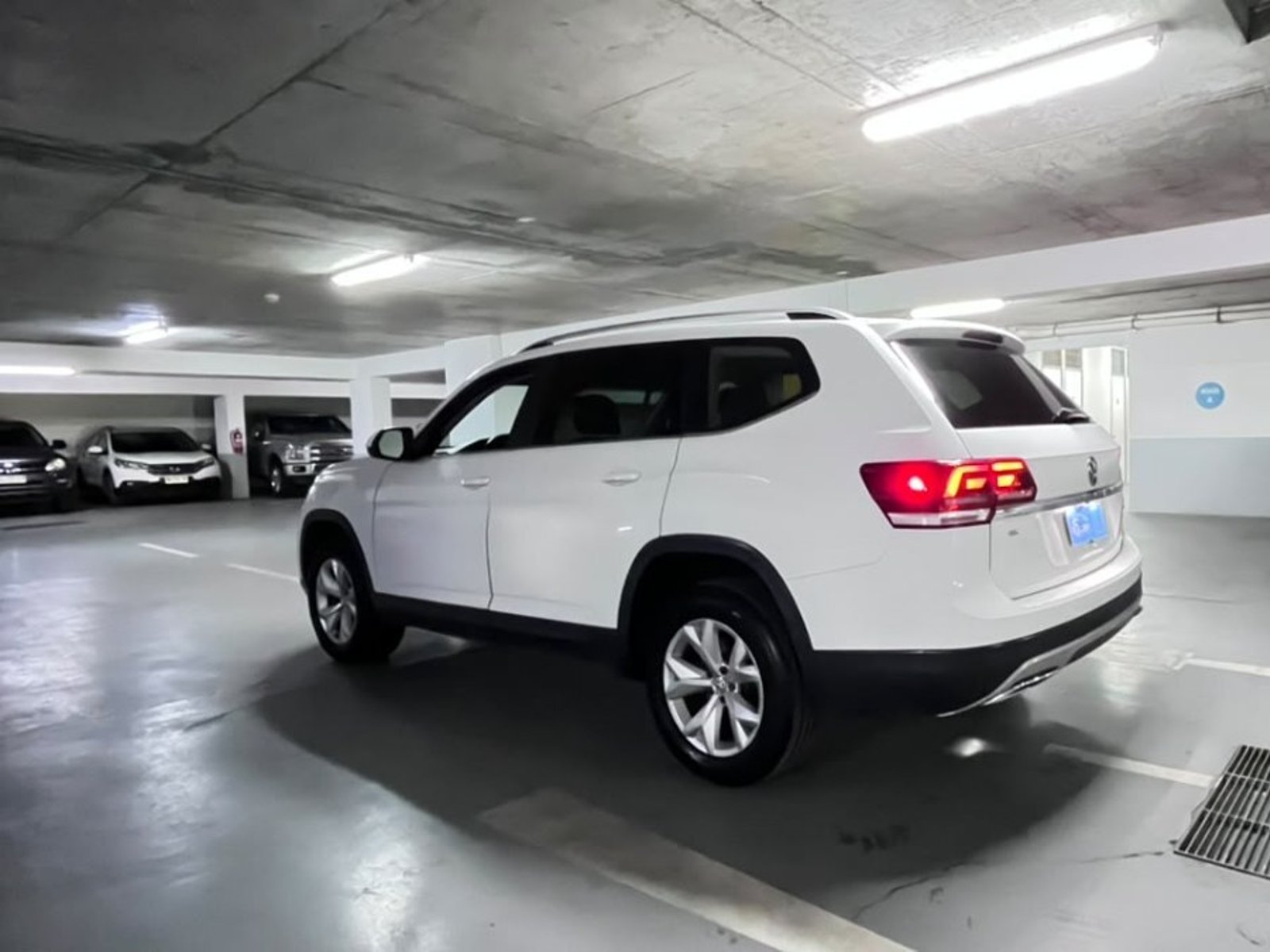 Volkswagen ATLAS 3.6 V6 4MOTION 4X4 2018 - Foto 4 de 10