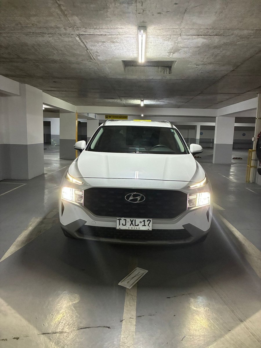 Hyundai SANTA FE 2.2 DIESEL AUTOMATICA 2024 - Imagen 8 de 10
