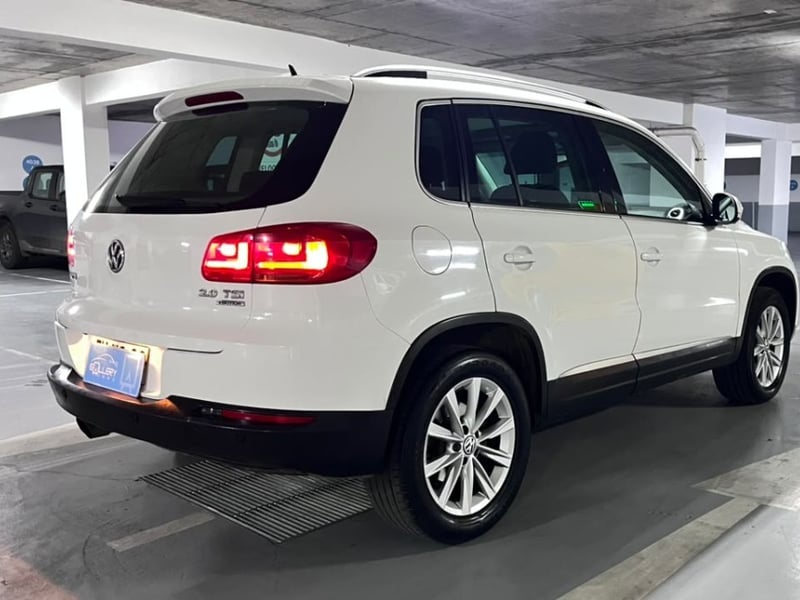 Volkswagen TIGUAN 2.0T HIGHLINE 4MOTION 2013 - Imagen 5 de 10