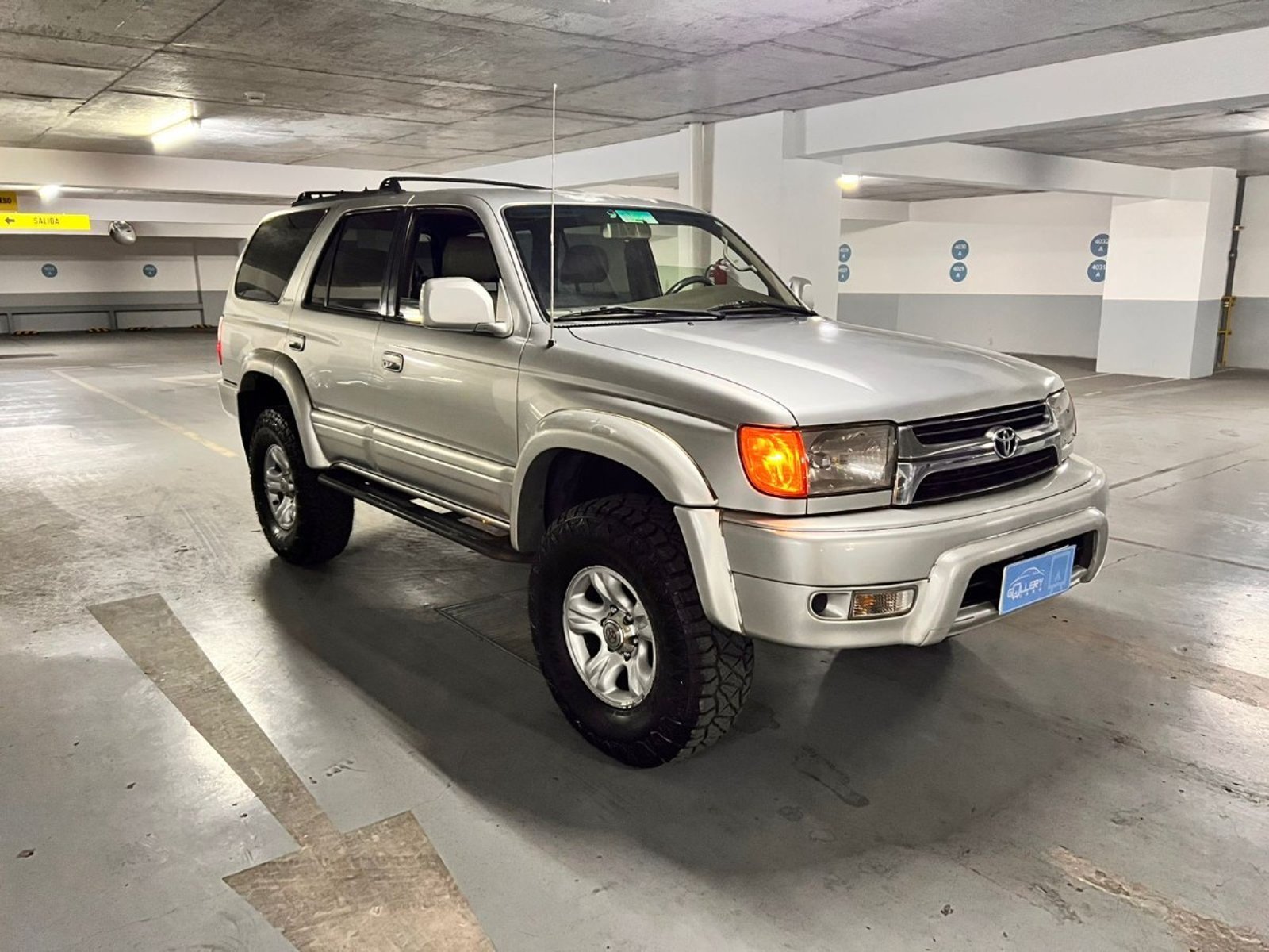 Toyota 4 RUNNER LIMITED 2003 - Foto 2 de 10