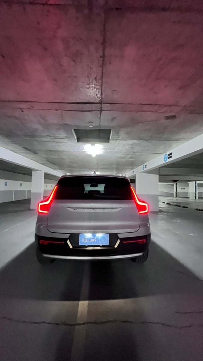 Volvo XC40 B4 Plus 2.0 AUT 2023 - Imagen 5 de 10