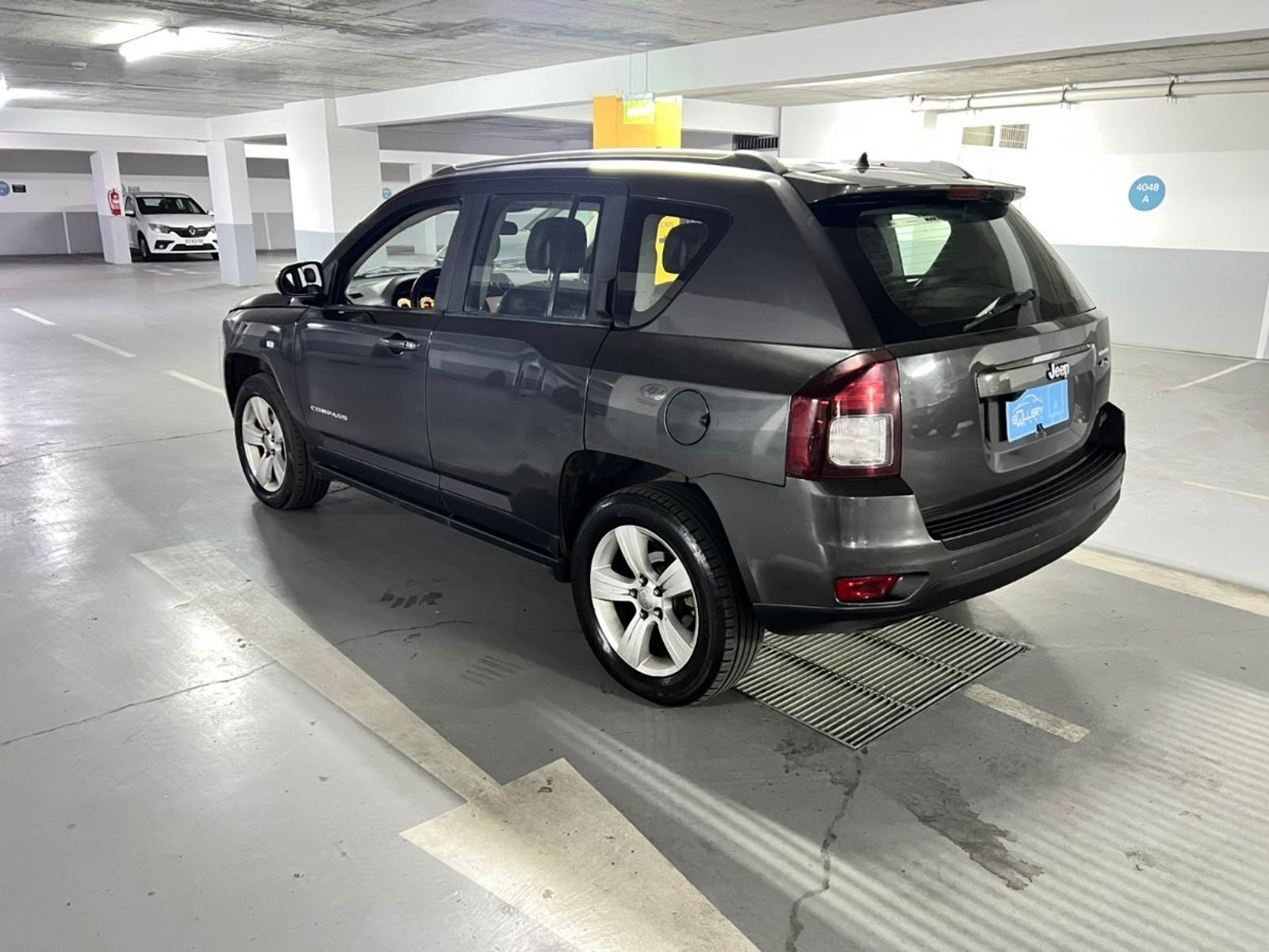 Jeep COMPASS LIMITED 2014 - Foto 5 de 10